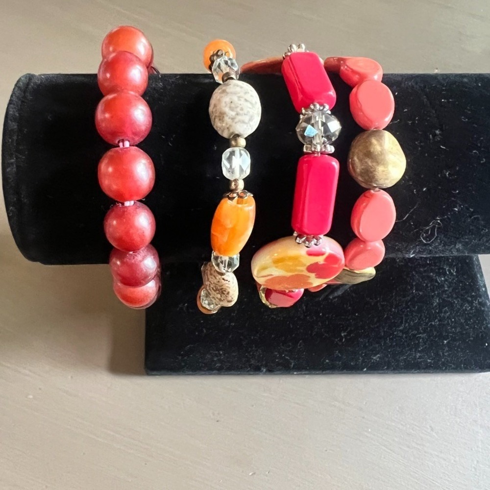 Lot Of 4 Stretch Beaded Bracelets Coral Red Orange Mixed‎ Beads Fashion Jewelry